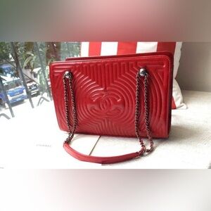 CHANEL Korean Garden Shopping  Quilted Calfskin shoulder bag